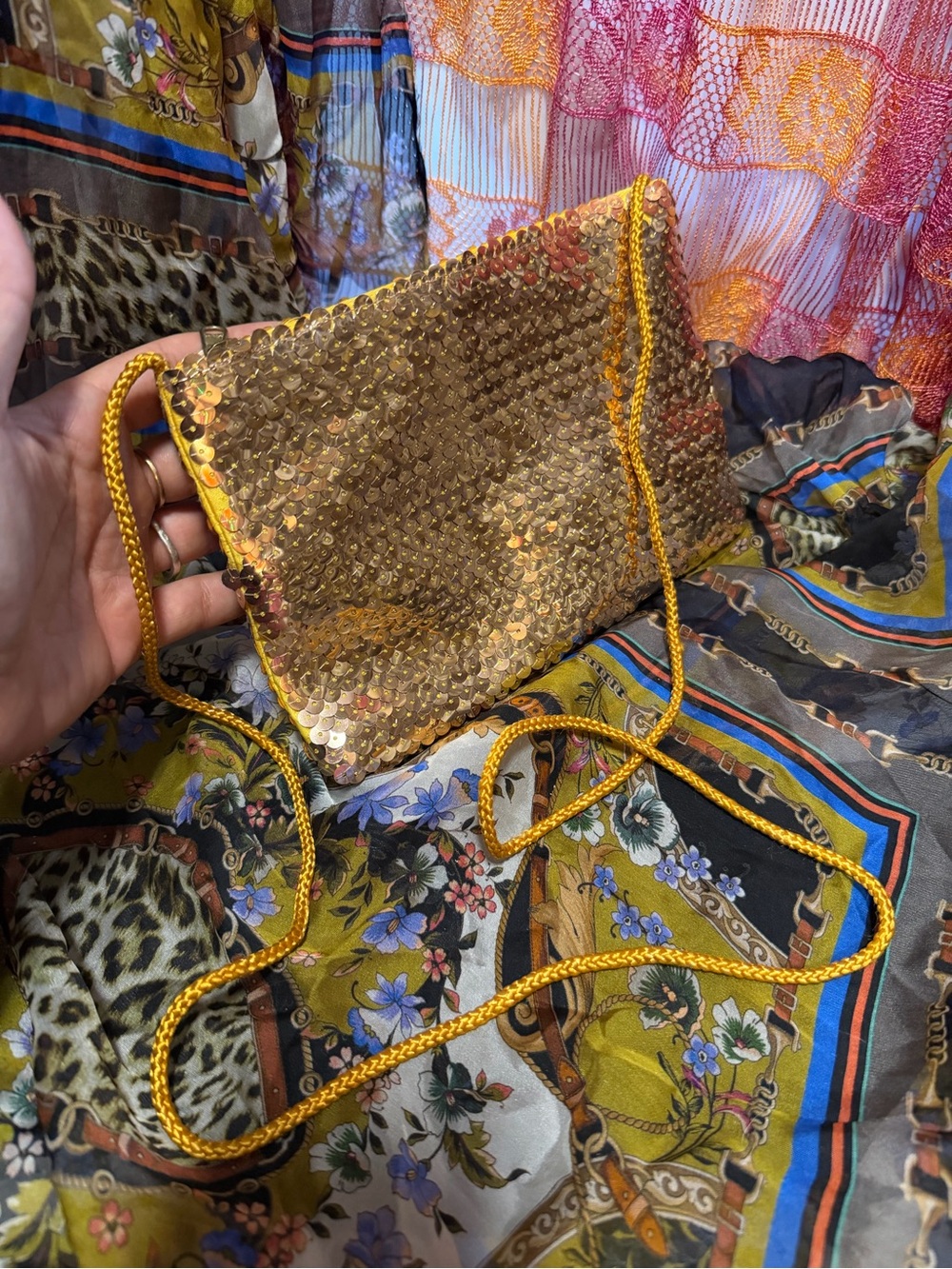 Sony Costumes Sequin Crossbody Clutch Bag in Gold